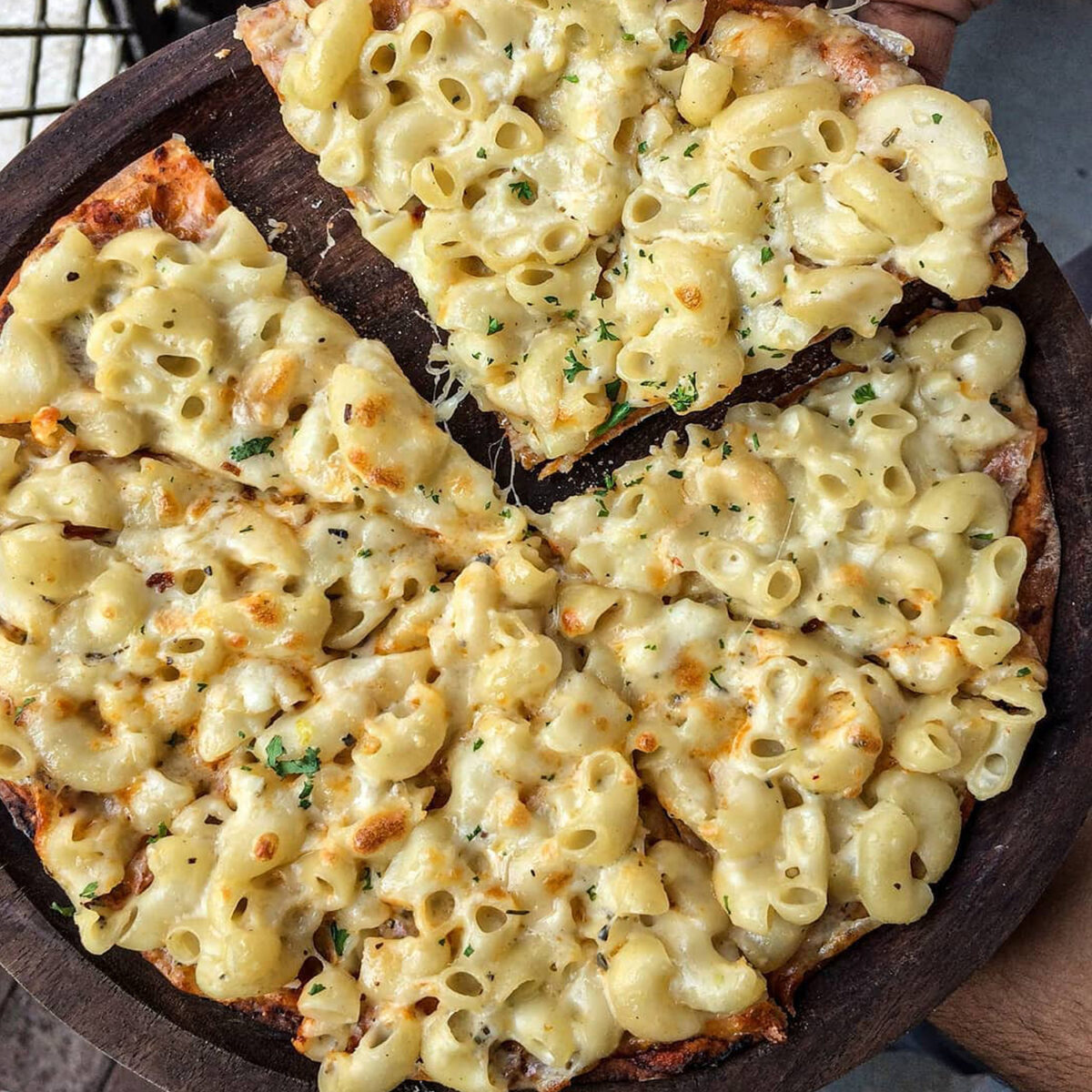 Ultimate MacNCheese Pizza Recipe Cavit Collection